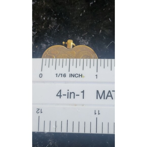 vintage Heart Shaped Pendant Charm Tiger Cat / Dragon Minglong Chinese Medallion - Picture 3 of 3